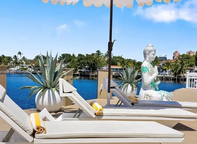 $4,500,000 | 2225 Northeast 19th Street, Fort Lauderdale, FL 33305