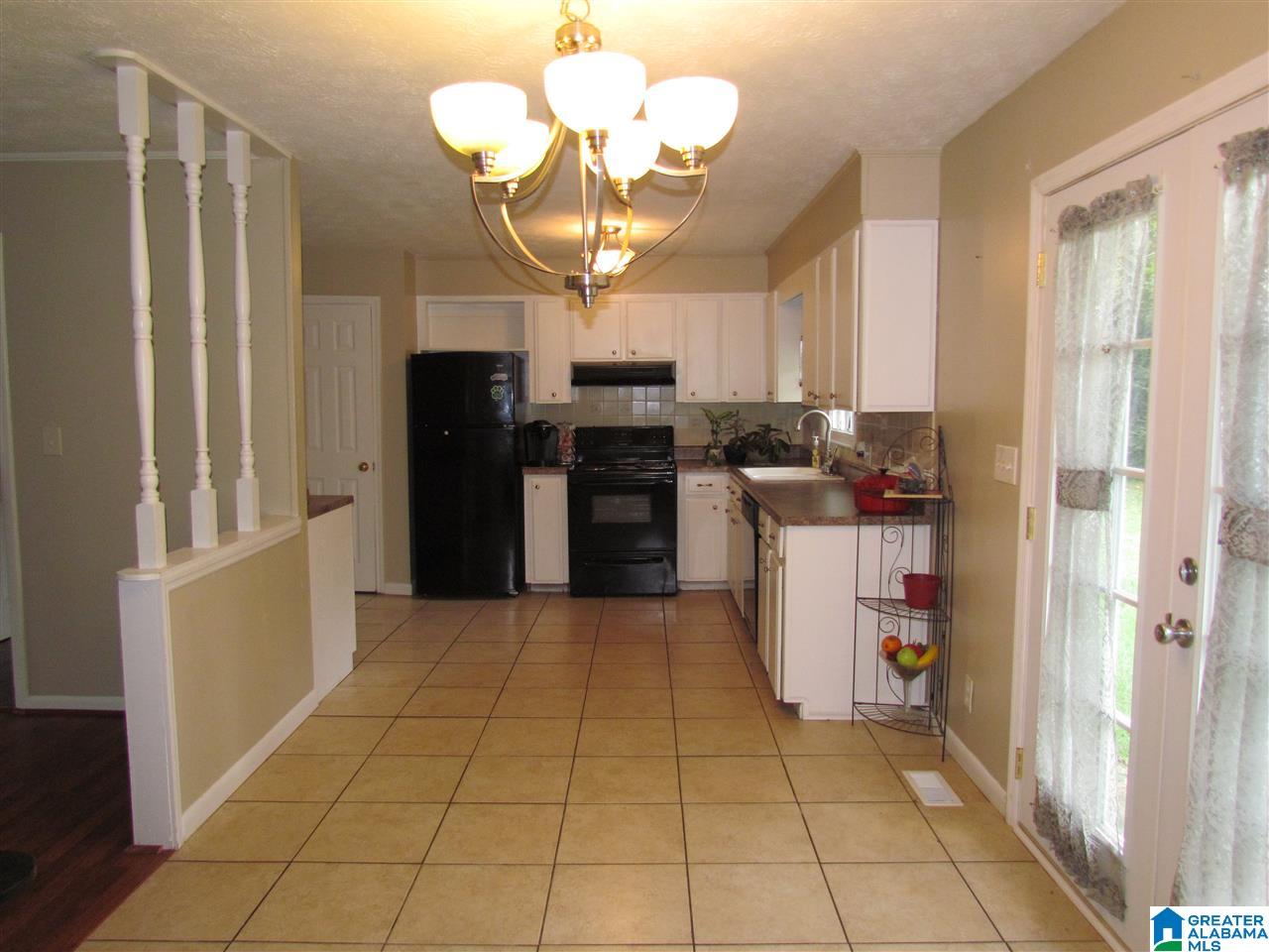 501 Mccullars Drive Weaver, AL 36277 - Photo 8 of 21