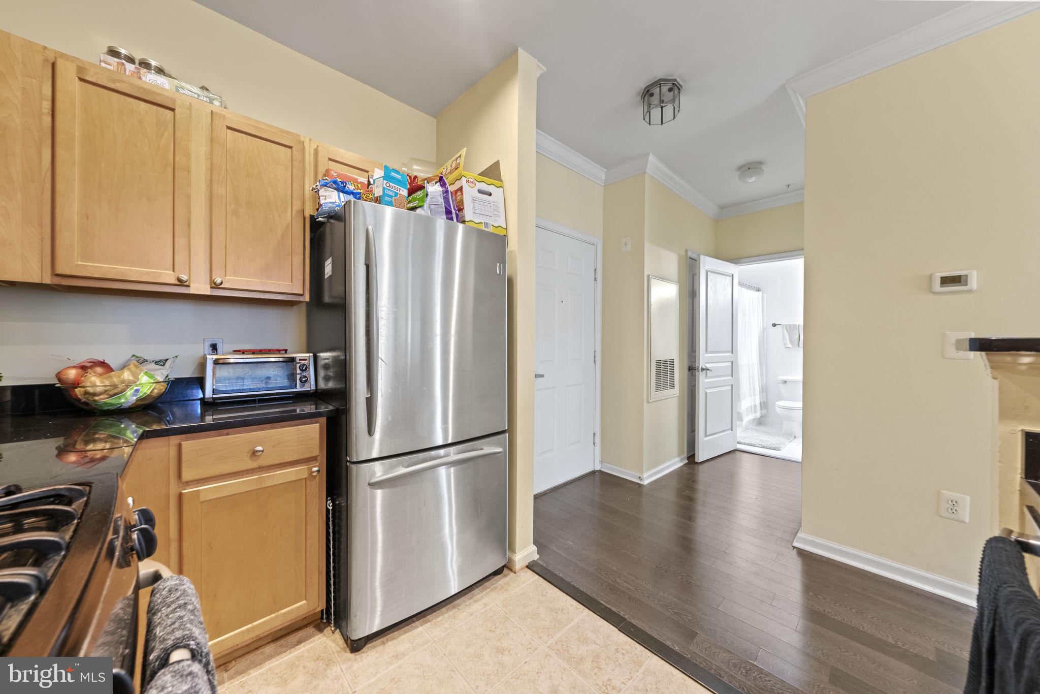 12000 Market Street, Unit 269 Reston, VA 20190 - Photo 6 of 35 Kitchen