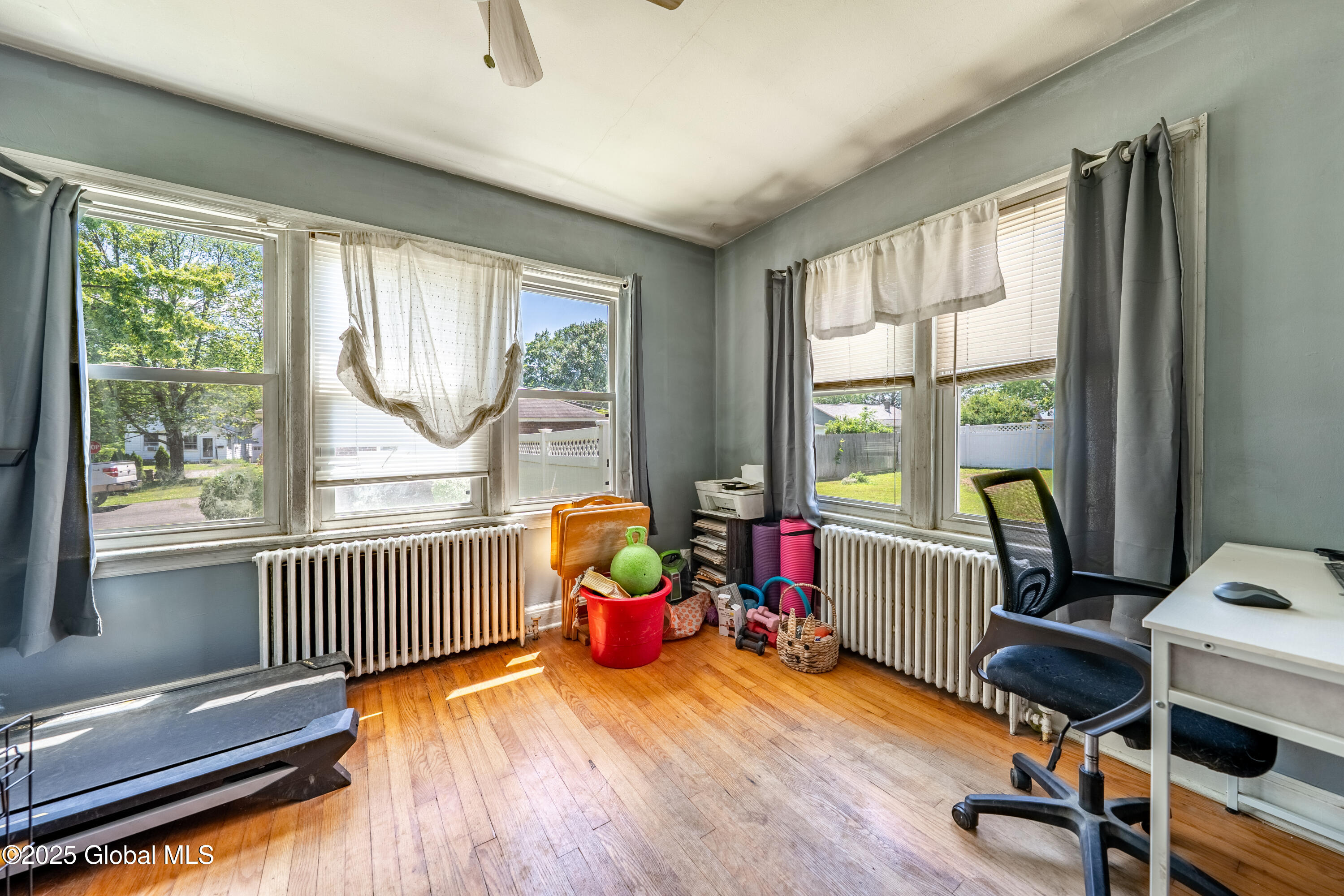 2 Birch Road Colonie, NY 12110 - Photo 3 of 18 DSC04757-HDR