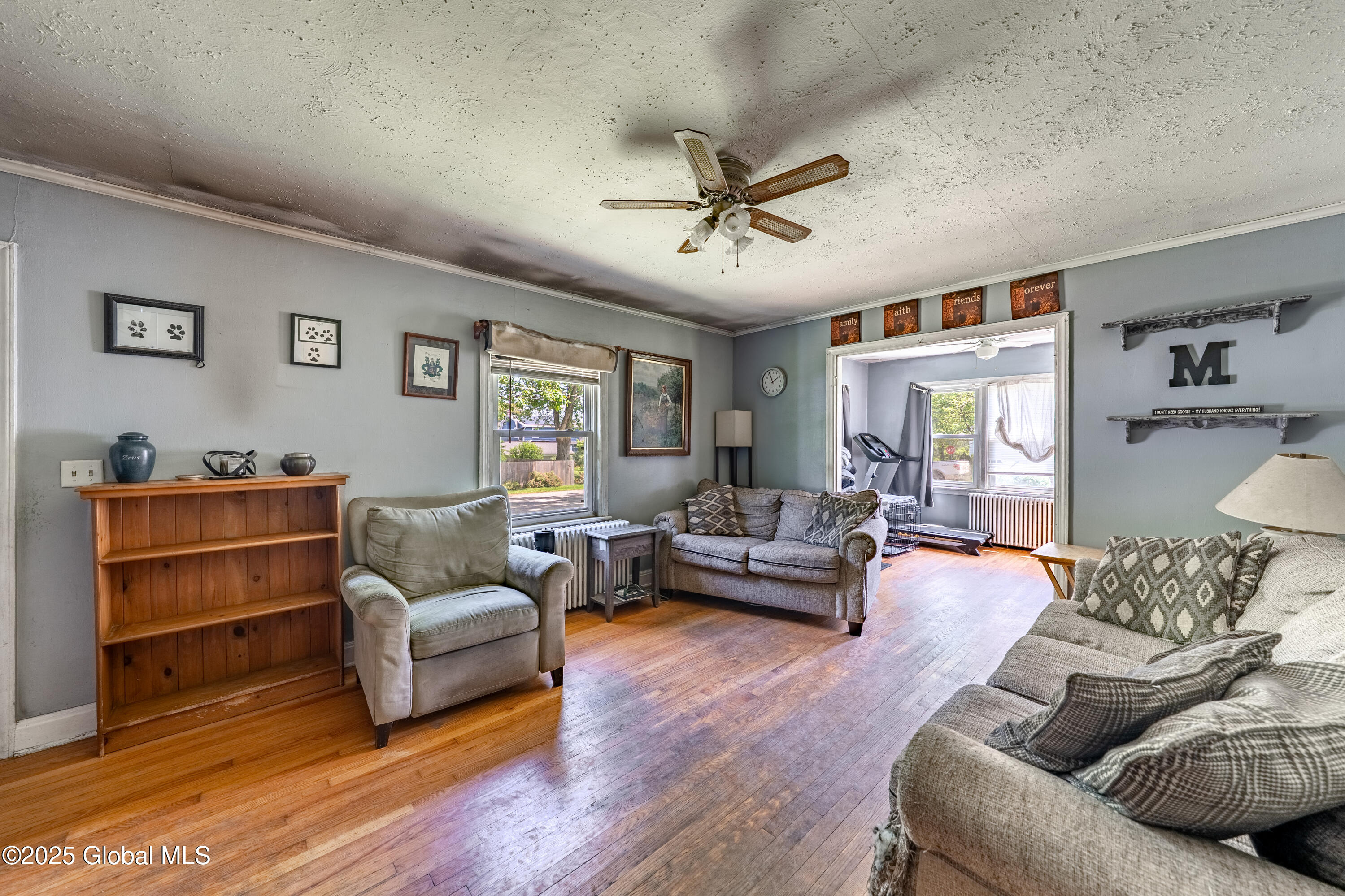 2 Birch Road Colonie, NY 12110 - Photo 5 of 18 DSC04767-HDR