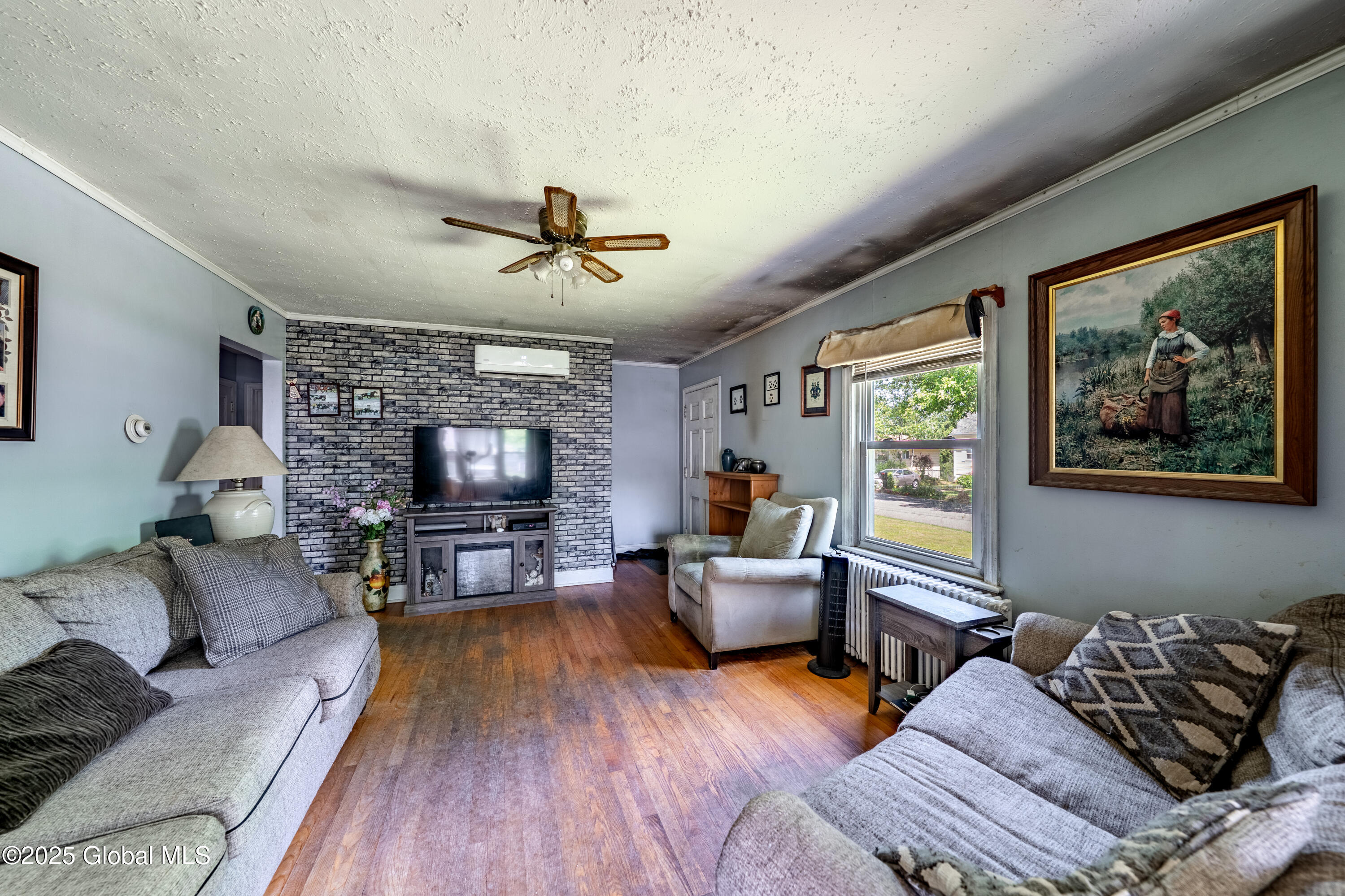 2 Birch Road Colonie, NY 12110 - Photo 6 of 18 DSC04777-HDR