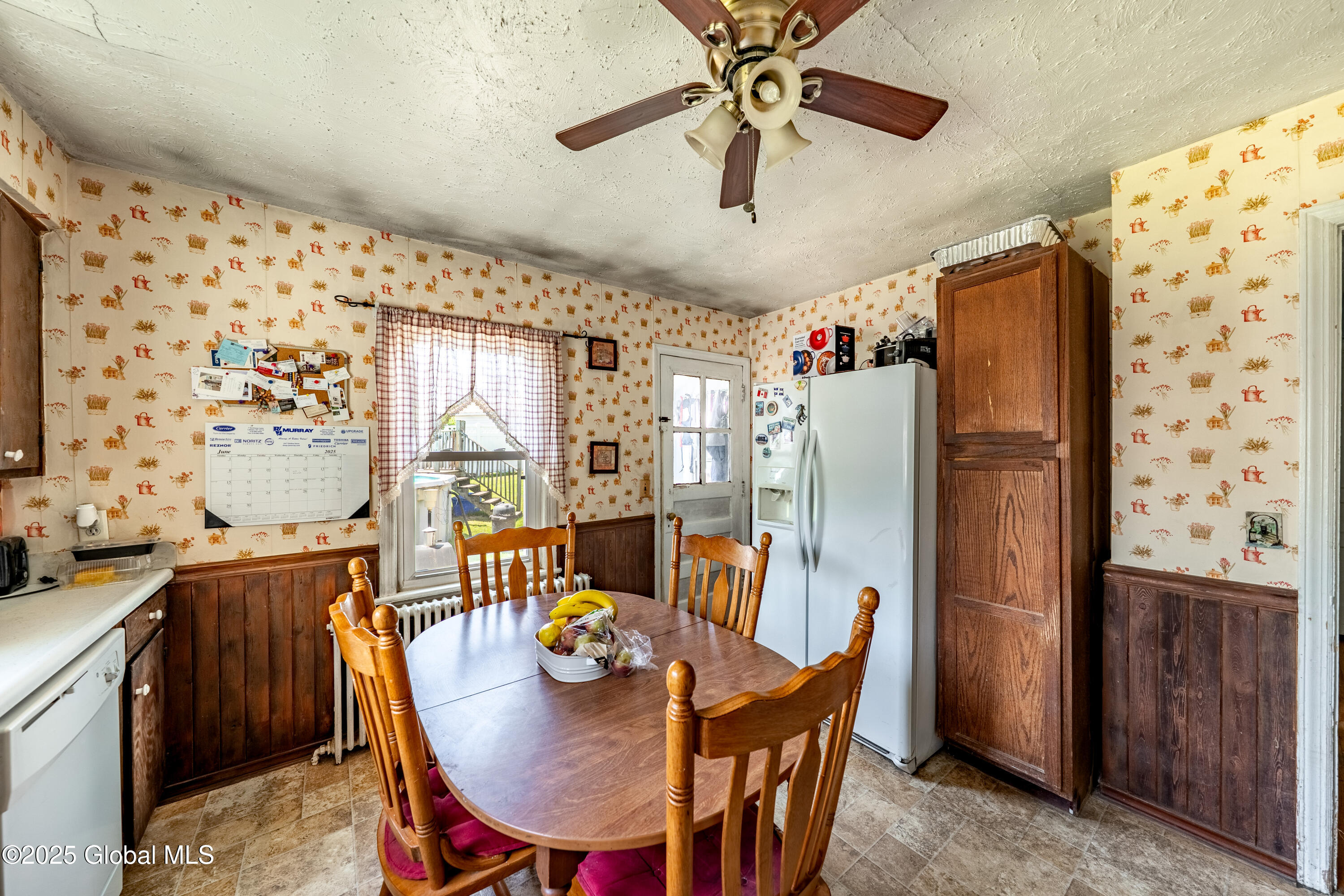2 Birch Road Colonie, NY 12110 - Photo 8 of 18 DSC04787-HDR