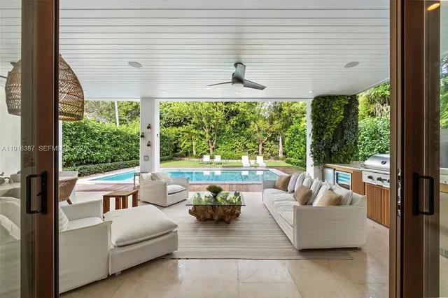 $5,500,000 | 1621 South Bayshore Drive, Miami, FL 33133