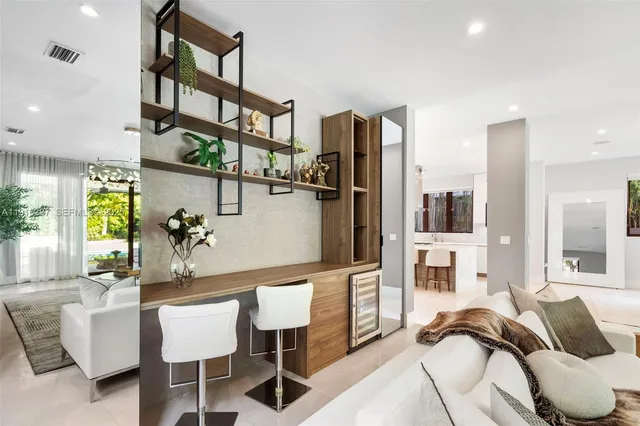 $5,500,000 | 1621 South Bayshore Drive, Miami, FL 33133