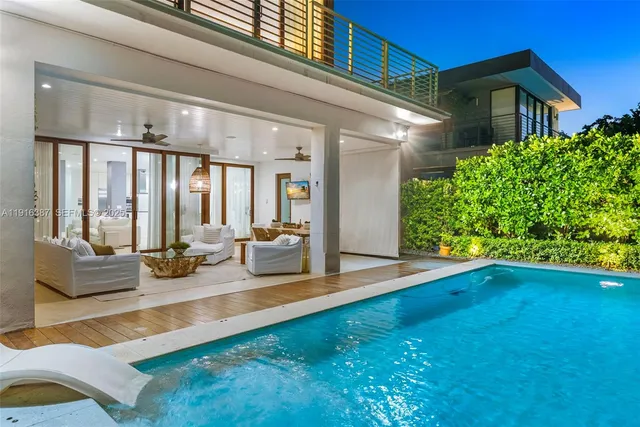 $5,500,000 | 1621 South Bayshore Drive, Miami, FL 33133