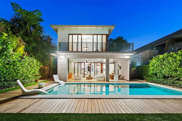 $5,500,000 | 1621 South Bayshore Drive, Miami, FL 33133