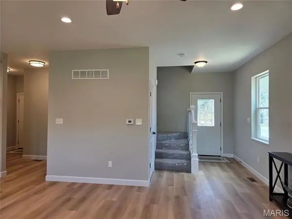 $359,900 | 10107 Niblic Drive, Overland, MO 63114
