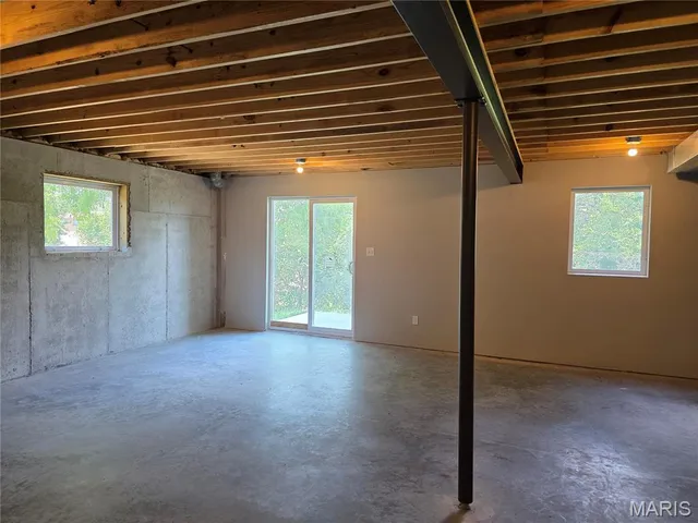 $379,000 | 10107 Niblic Drive, Overland, MO 63114