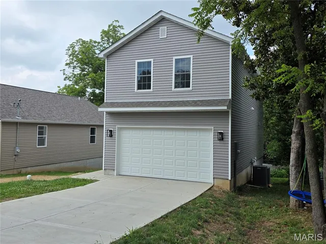 $379,000 | 10107 Niblic Drive, Overland, MO 63114