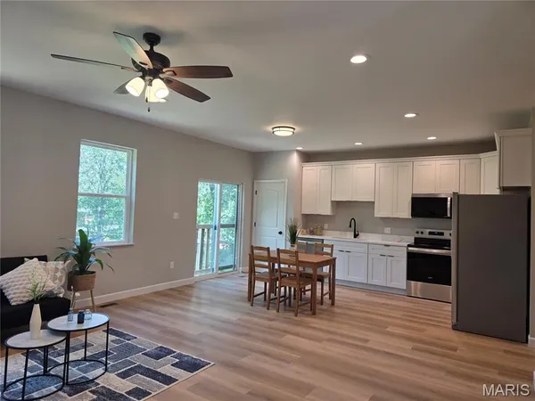 $359,900 | 10107 Niblic Drive, Overland, MO 63114