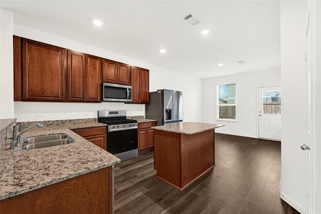 $284,999 | 17922 Baleage Lane, Hockley, TX 77447