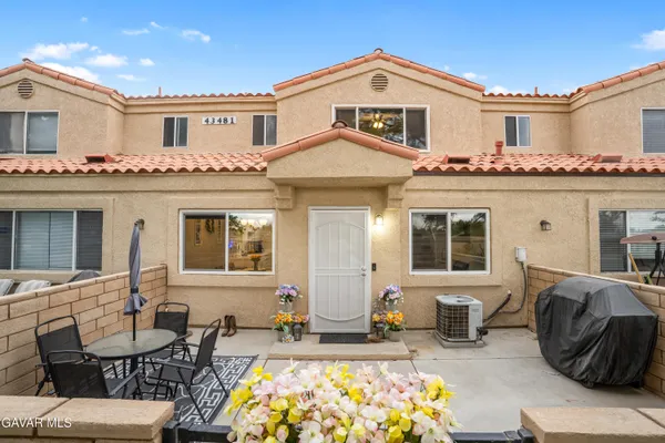 $335,000 | 43481 30th Street West, Unit 2, Lancaster, CA 93536