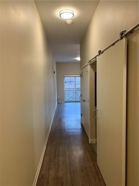 1655 Fifth Avenue, Unit 717 Pittsburgh, PA 15219 - Photo 6 of 16 a view of a hallway