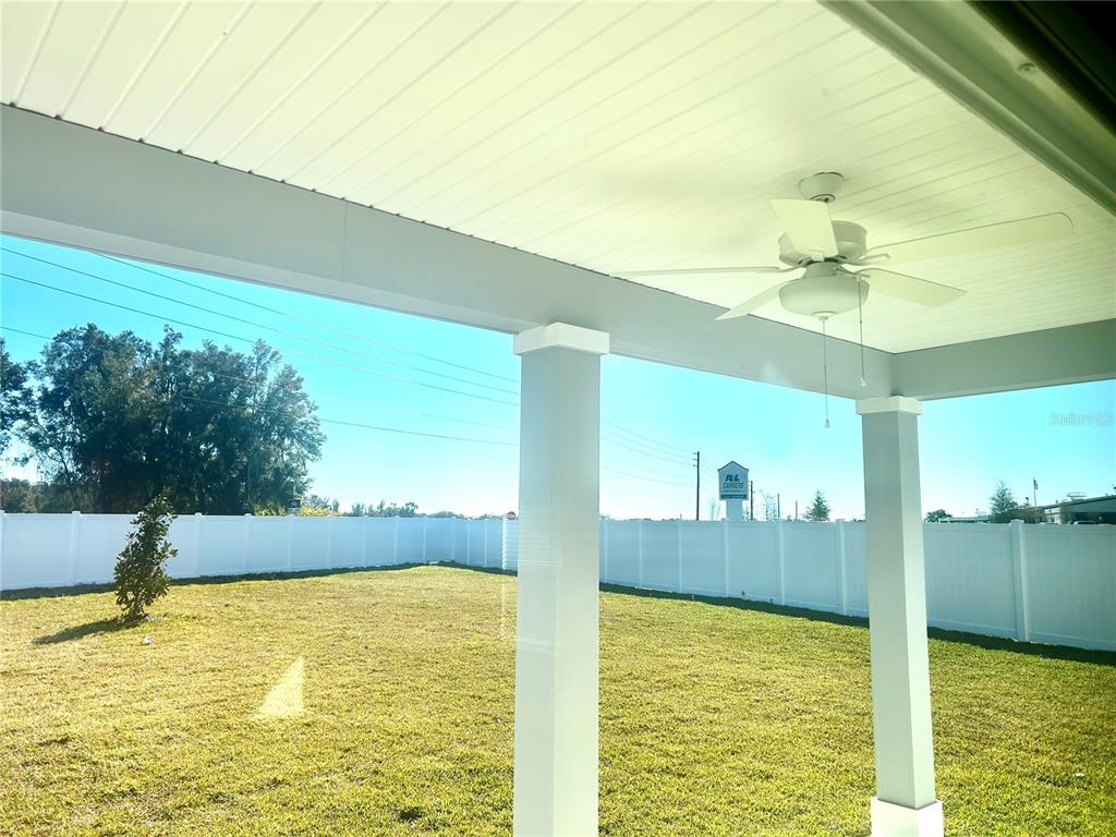 1103 Northwest 44th Court Road Ocala, FL 34482 - Photo 4 of 36 a view of a swimming pool