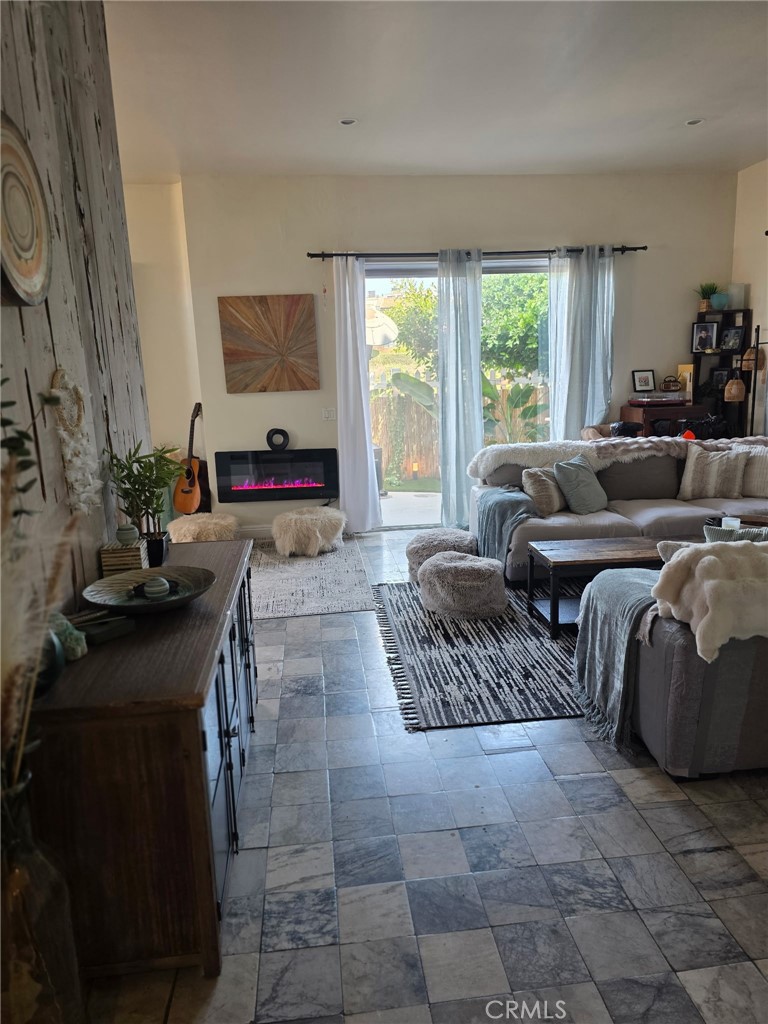 120 Hurricane Street, Unit 2 Marina del Rey, CA 90292 - Photo 8 of 47