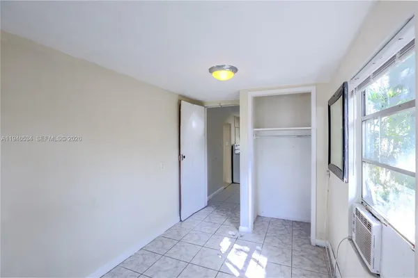 $2,000 | 2250 Northeast 136th Street, North Miami Beach, FL 33181