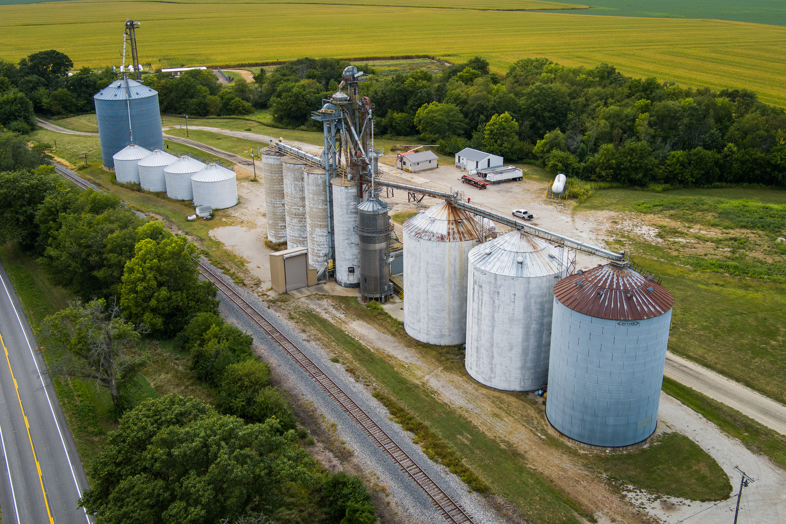 8400 Birkbeck Road Clinton, IL 61727 - Photo 18 of 22