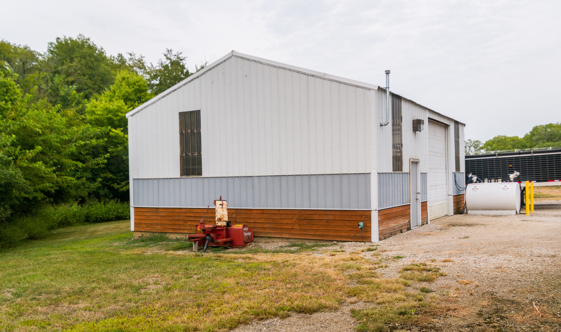 8400 Birkbeck Road Clinton, IL 61727 - Photo 9 of 22 a view of a house with backyard and sitting area