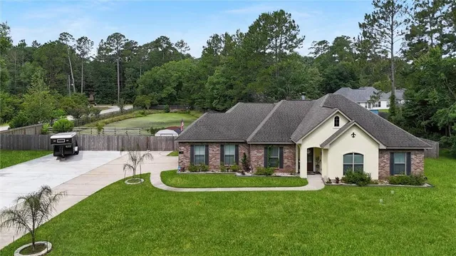 $409,900 | 201 Stephanie Lane, Covington, LA 70435