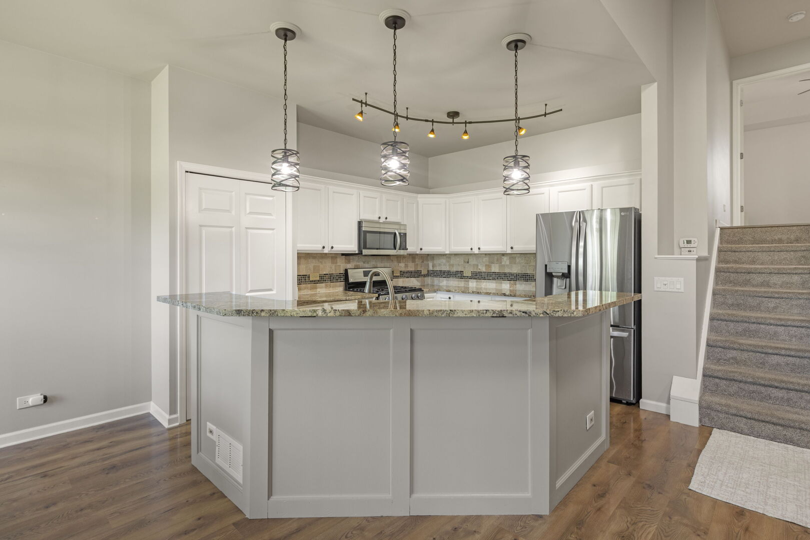 11174 West Algonquin Road, Unit 11174 Huntley, IL 60142 - Photo 5 of 28