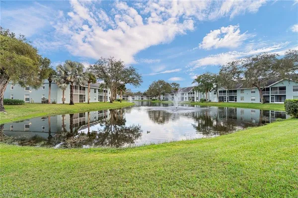 $1,990 | 161 Wading Bird Circle, Unit L101, Naples, FL 34110