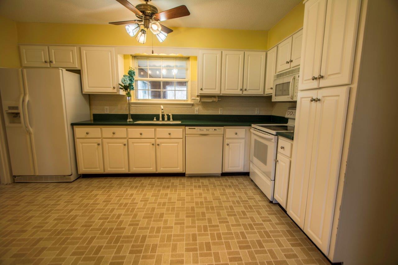 893 Miller Road Signal Mountain, TN 37377 - Photo 21 of 35 untitled-17