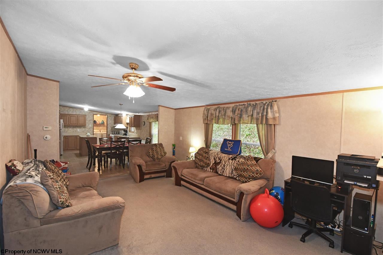 277 Lower Hildebrand Road Morgantown, WV 26501 - Photo 10 of 29 Gallery Image 10