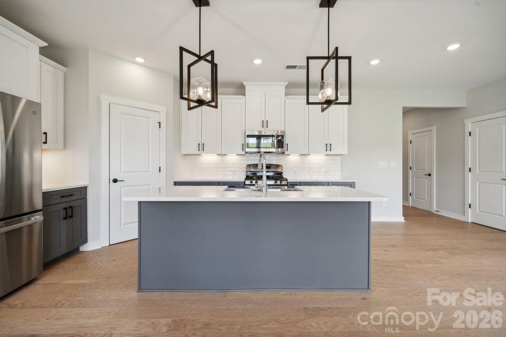 18419 Cv Lndg Road Charlotte, NC 28278 - Photo 5 of 36