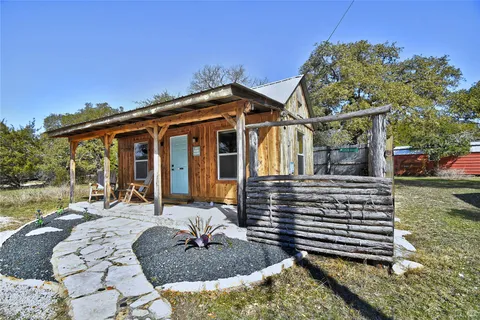 $1,137,500 | 700 Farm To Market Road 2325, Wimberley, TX 78676