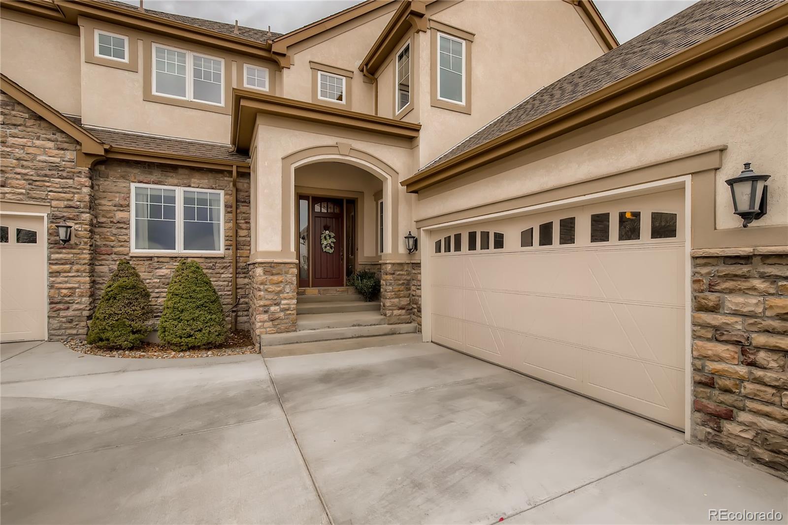 959 Buffalo Ridge Road Castle Pines, CO 80108 - Photo 3 of 40 Gallery Image 3