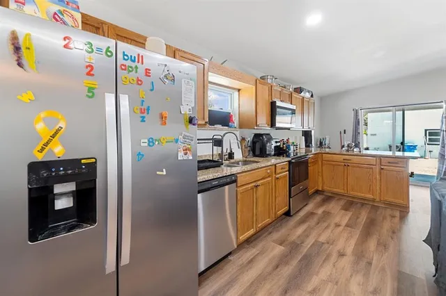 $2,500 | 1650 14th Street South, St. Petersburg, FL 33705