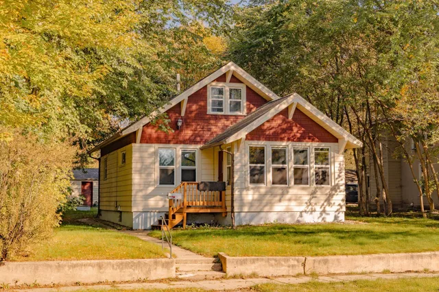 $174,900 | 1017 Hawthorne Street, Alexandria, MN 56308