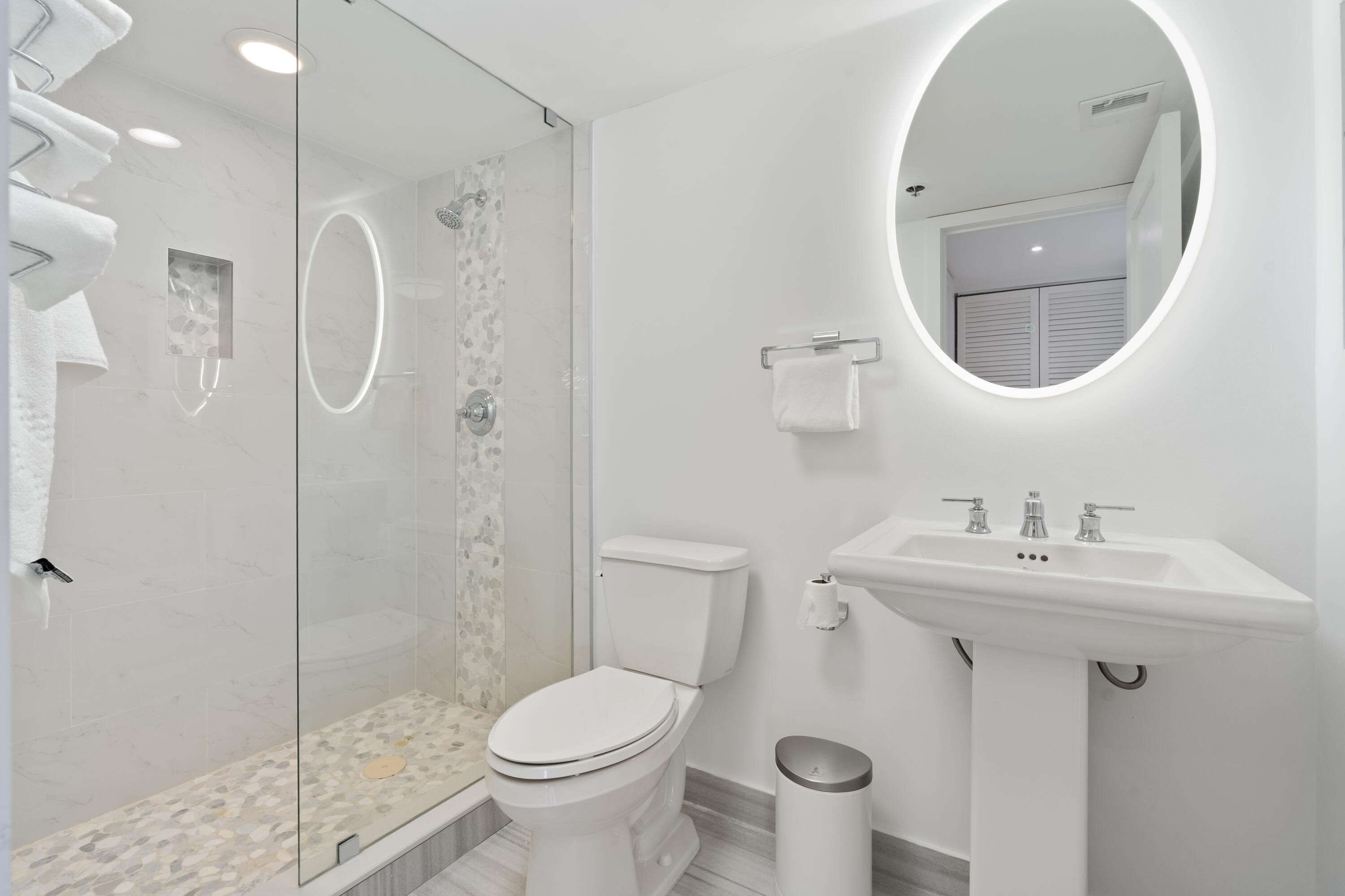 350 South Ocean Boulevard, Unit 1B Boca Raton, FL 33432 - Photo 9 of 26 Full Bath 2
