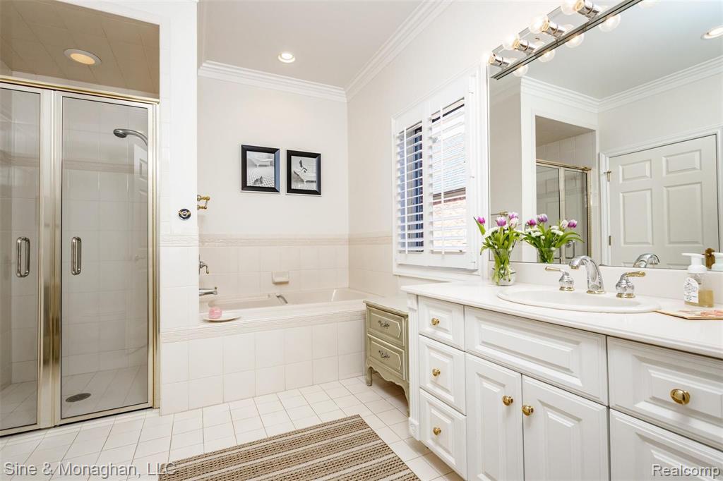 1020 Lake Shore Road Grosse Pointe Shores, MI 48236 - Photo 50 of 94