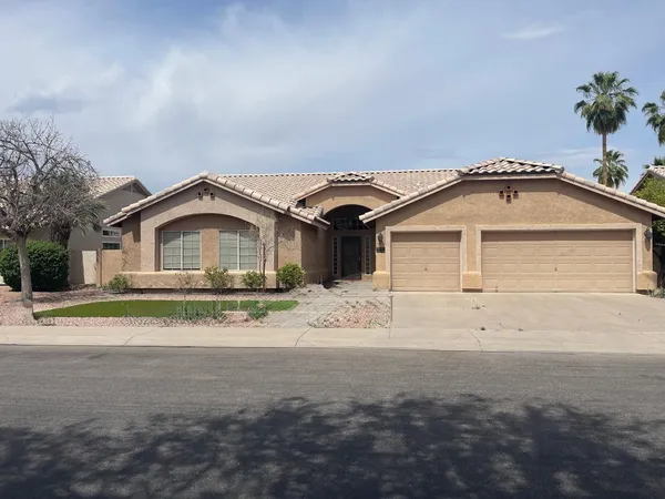 $3,100 | 1732 West Gary Drive, Chandler, AZ 85224