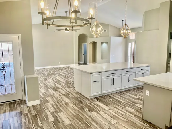 $3,100 | 1732 West Gary Drive, Chandler, AZ 85224