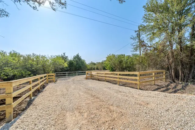 $275,000 | Tbd (4.053-acres) Tbd (4.053-acres) Road, Elgin, TX 78621