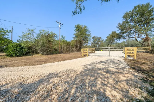 $275,000 | Tbd (4.053-acres) Tbd (4.053-acres) Road, Elgin, TX 78621