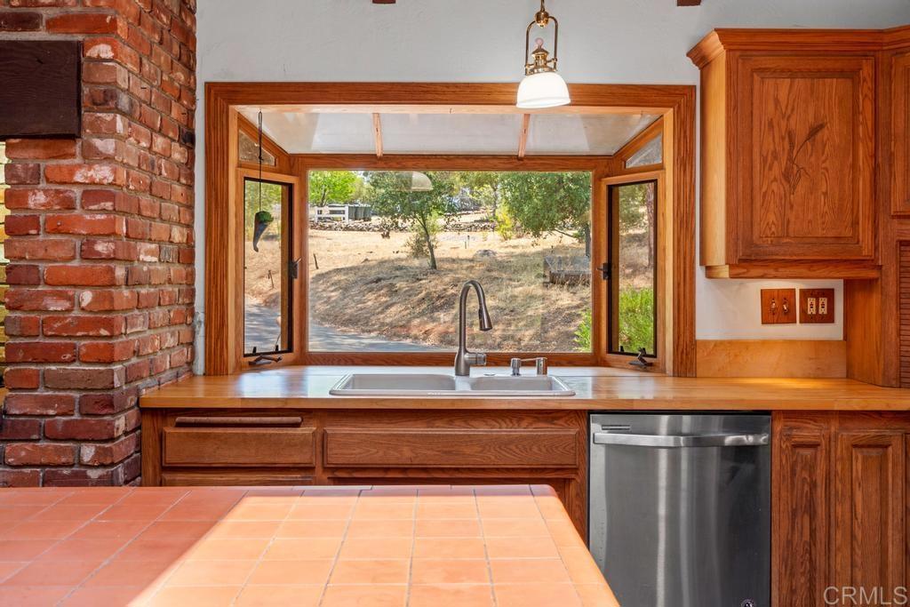 3001 Venadito Alpine, CA 91901 - Photo 6 of 36