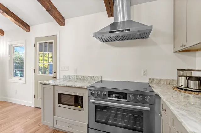 $750,000 | 156 Access Road, Wakefield, NH 03872