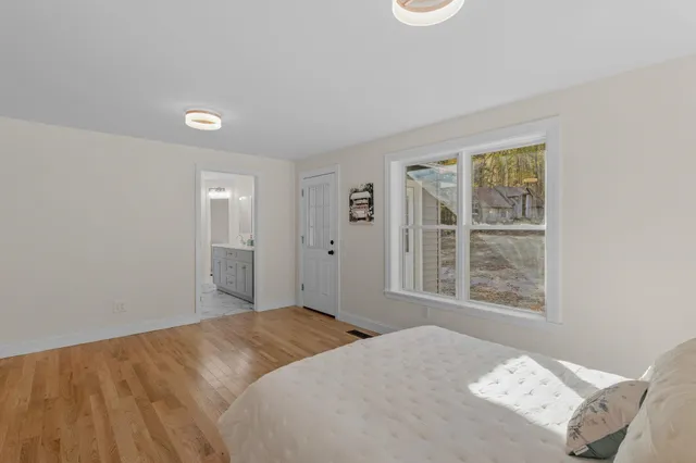 $750,000 | 156 Access Road, Wakefield, NH 03872