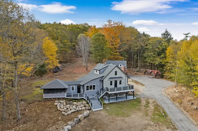 $750,000 | 156 Access Road, Wakefield, NH 03872