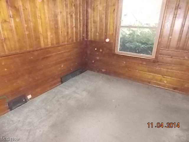 3930 Colony Road Cleveland, OH 44118 - Photo 5 of 11