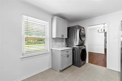 $1,900 | 1804 Mariposa Drive, Dallas, TX 75228