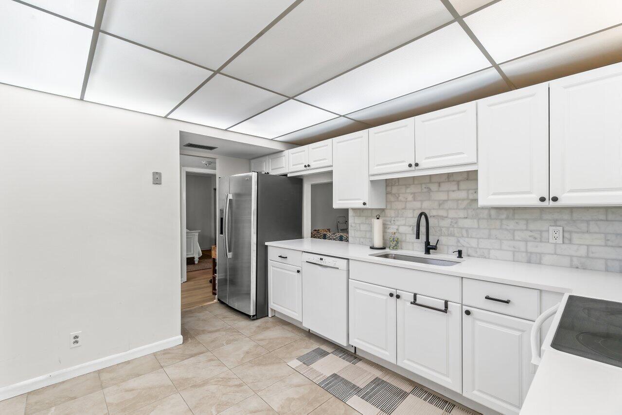 6000 Northwest 2nd Avenue, Unit 138 Boca Raton, FL 33487 - Photo 11 of 31 011-6000Northwest2ndAvenue-Unit138-BocaR