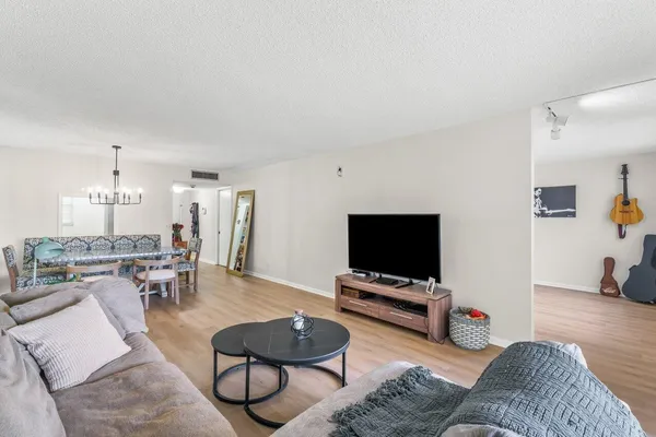 $2,500 | 6000 Northwest 2nd Avenue, Unit 138, Boca Raton, FL 33487