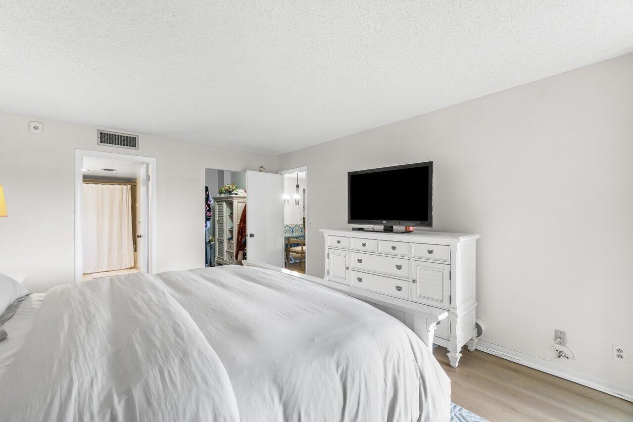 6000 Northwest 2nd Avenue, Unit 138 Boca Raton, FL 33487 - Photo 15 of 31 015-6000Northwest2ndAvenue-Unit138-BocaR