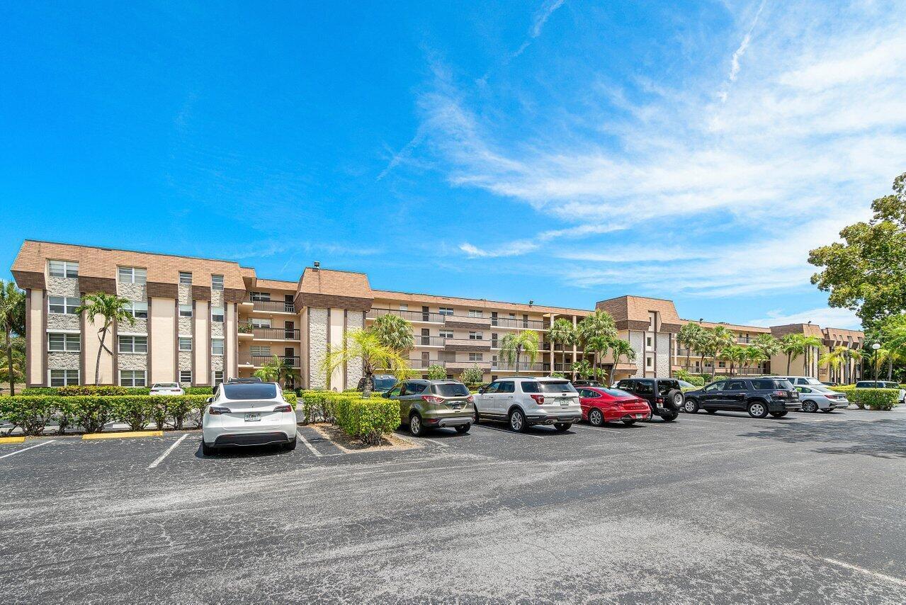 6000 Northwest 2nd Avenue, Unit 138 Boca Raton, FL 33487 - Photo 2 of 31 002-6000Northwest2ndAvenue-Unit138-BocaR