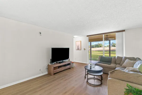 $2,500 | 6000 Northwest 2nd Avenue, Unit 138, Boca Raton, FL 33487